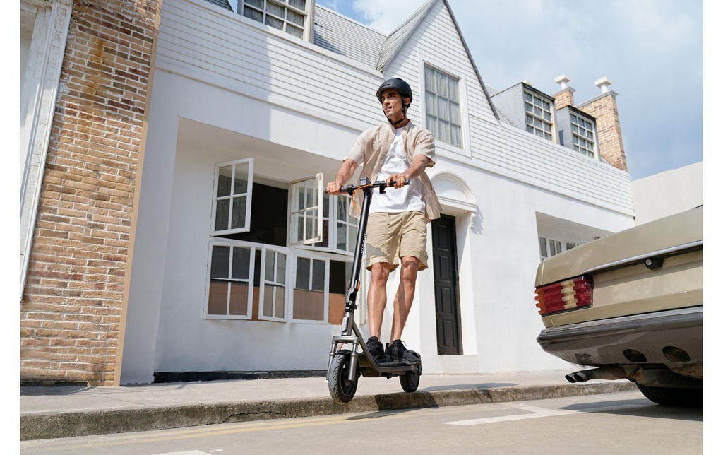 Gallery 16