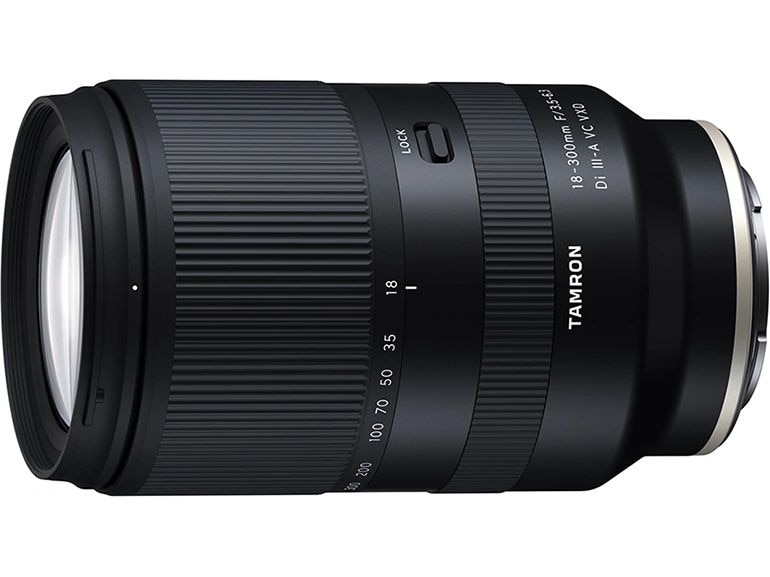 Tamron Zoomobjektiv AF 18-300mm F/3.5-6.3 Di III-A VC X-Mount