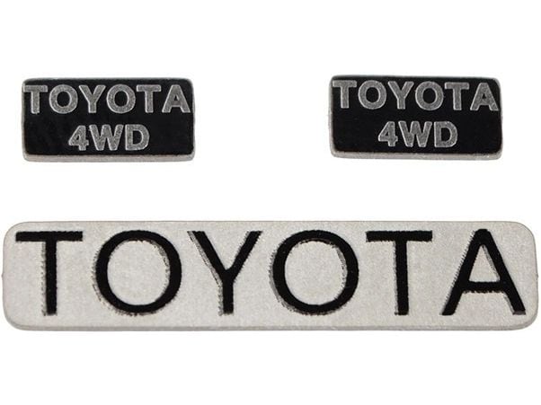 [2192328] RC4WD Metal Emblems 1985/87 Toyota Pickup/Xtracab